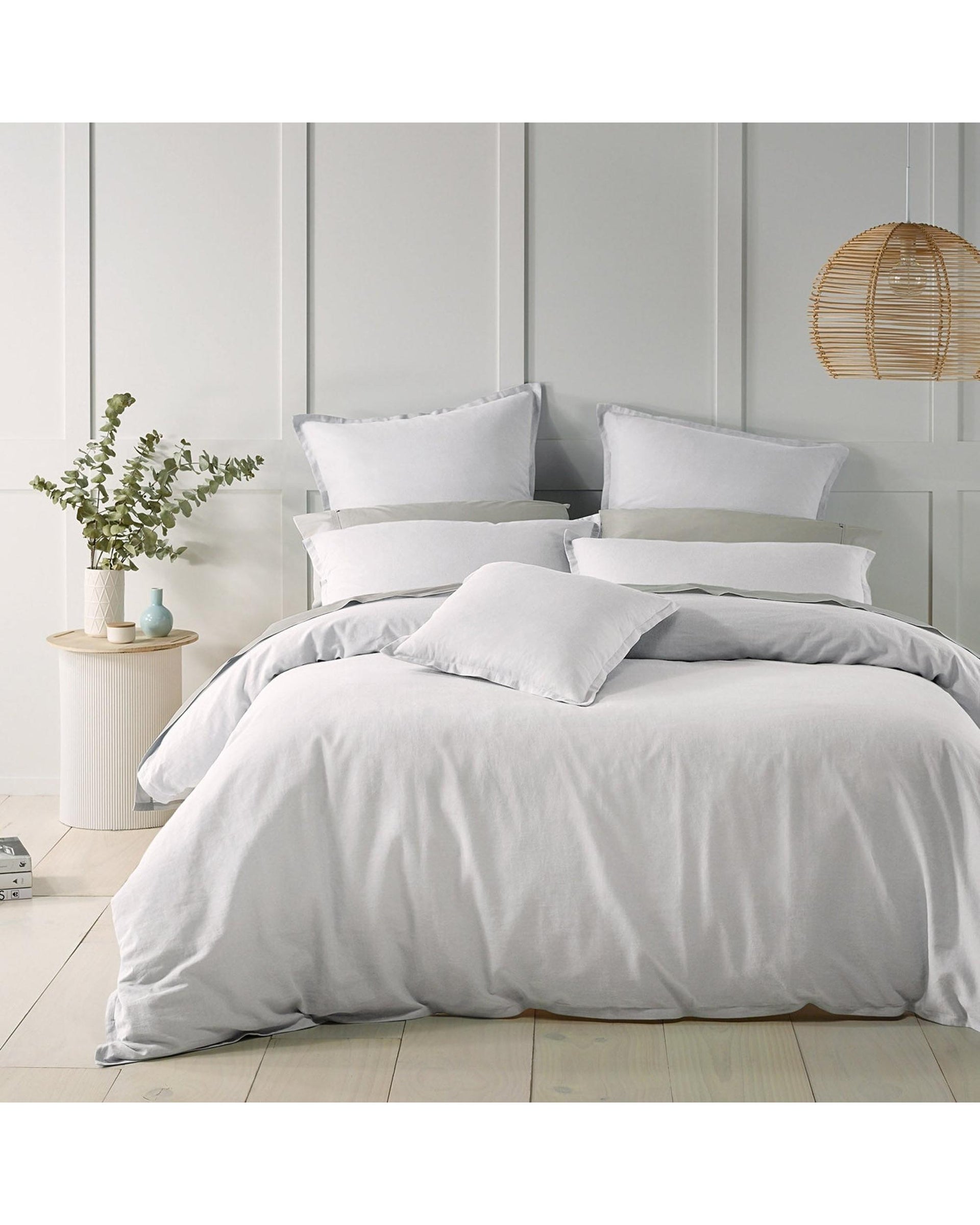 Bianca Bedding WELLINGTON QUILT COVER SET WHITE Bianca Bedding
